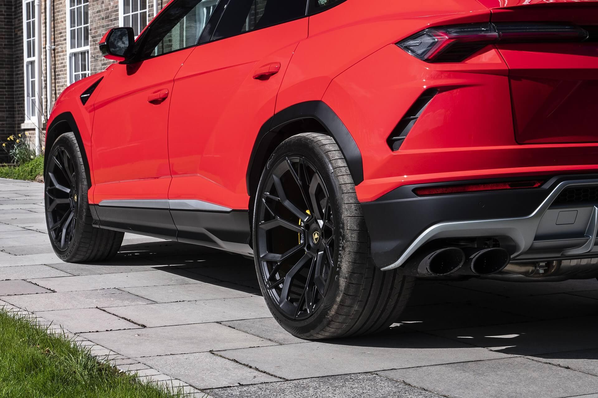 Kahn Would Sell You This Lamborghini Urus For £180k / $234k