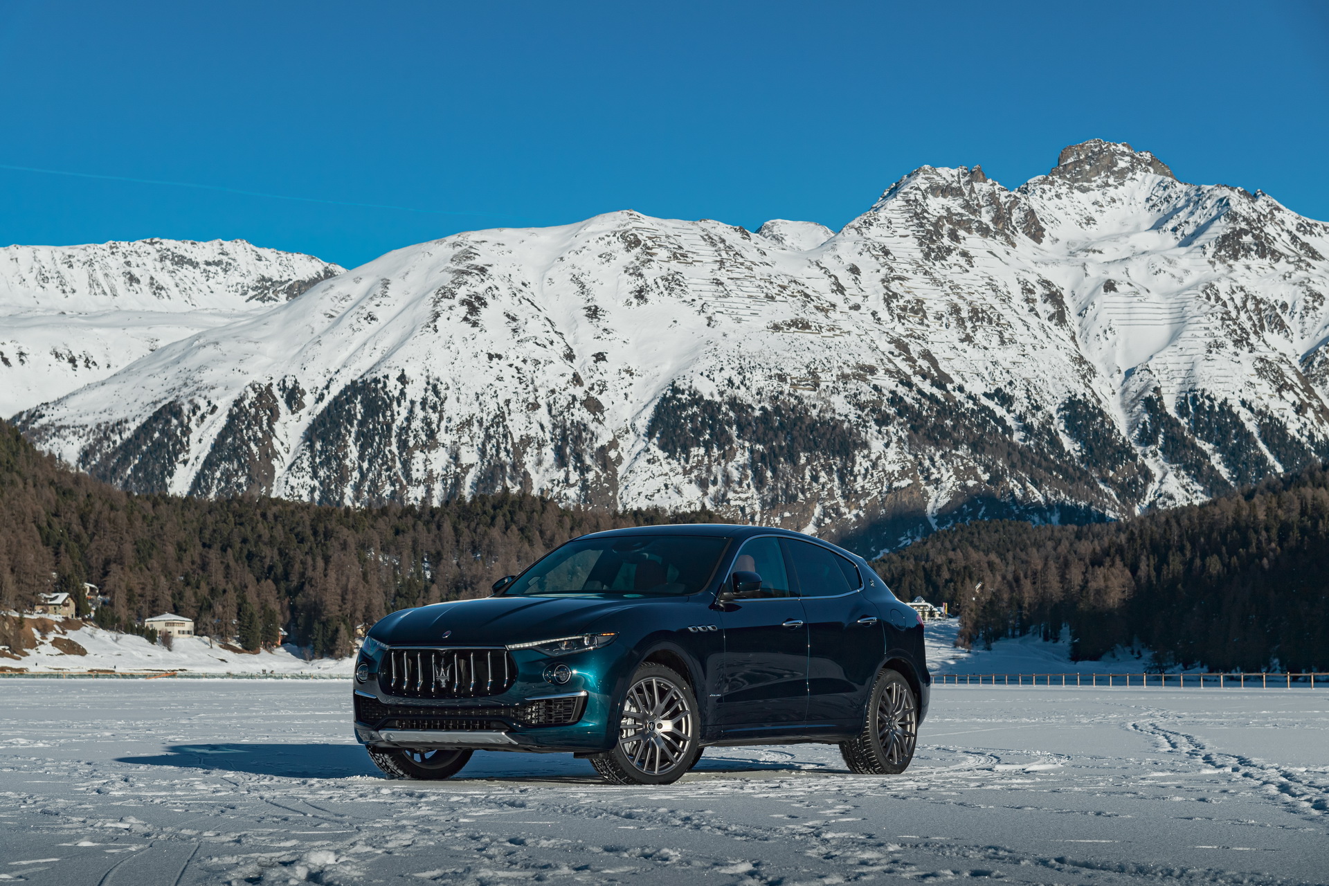 Maserati Levante Royale Makes Dynamic Debut At Snow Polo World Cup