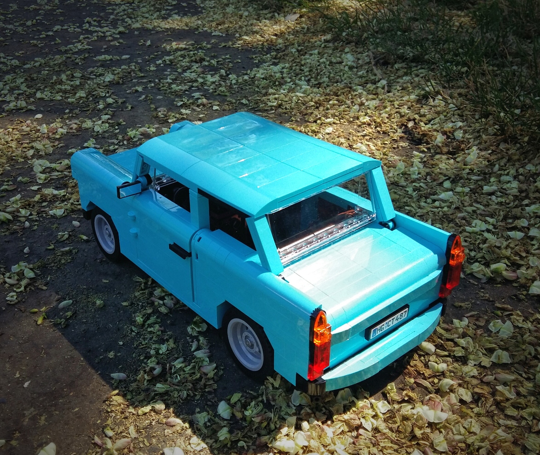 1933 Cadillac 355C Is One Of The Finest Amateur Lego Projects We’ve Seen So Far