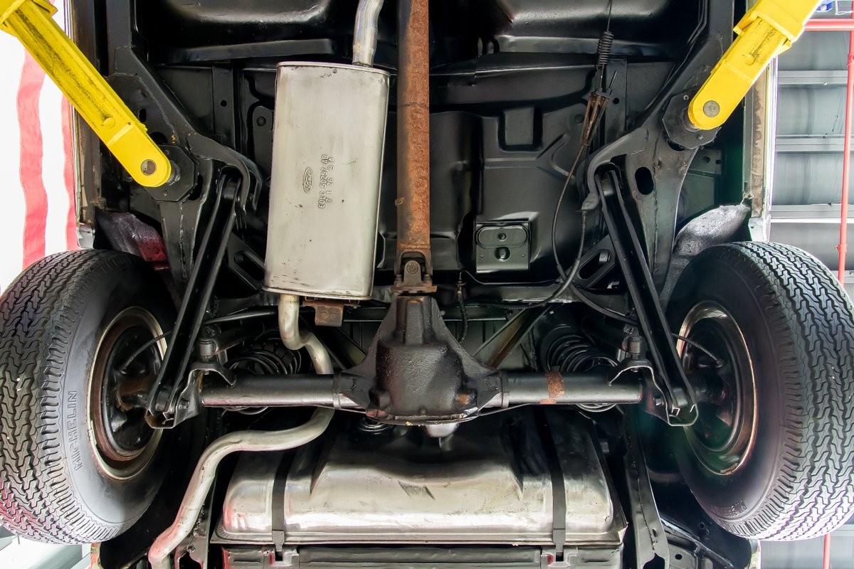 This Lincoln Continental Was Bought Brand New In 1980 And Mostly Stored For 40 Years After Just 1,500 Miles!