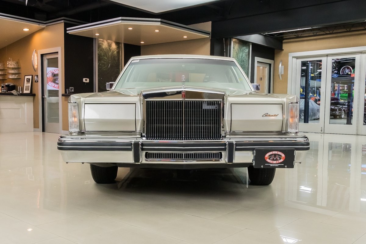 This Lincoln Continental Was Bought Brand New In 1980 And Mostly Stored For 40 Years After Just 1,500 Miles!