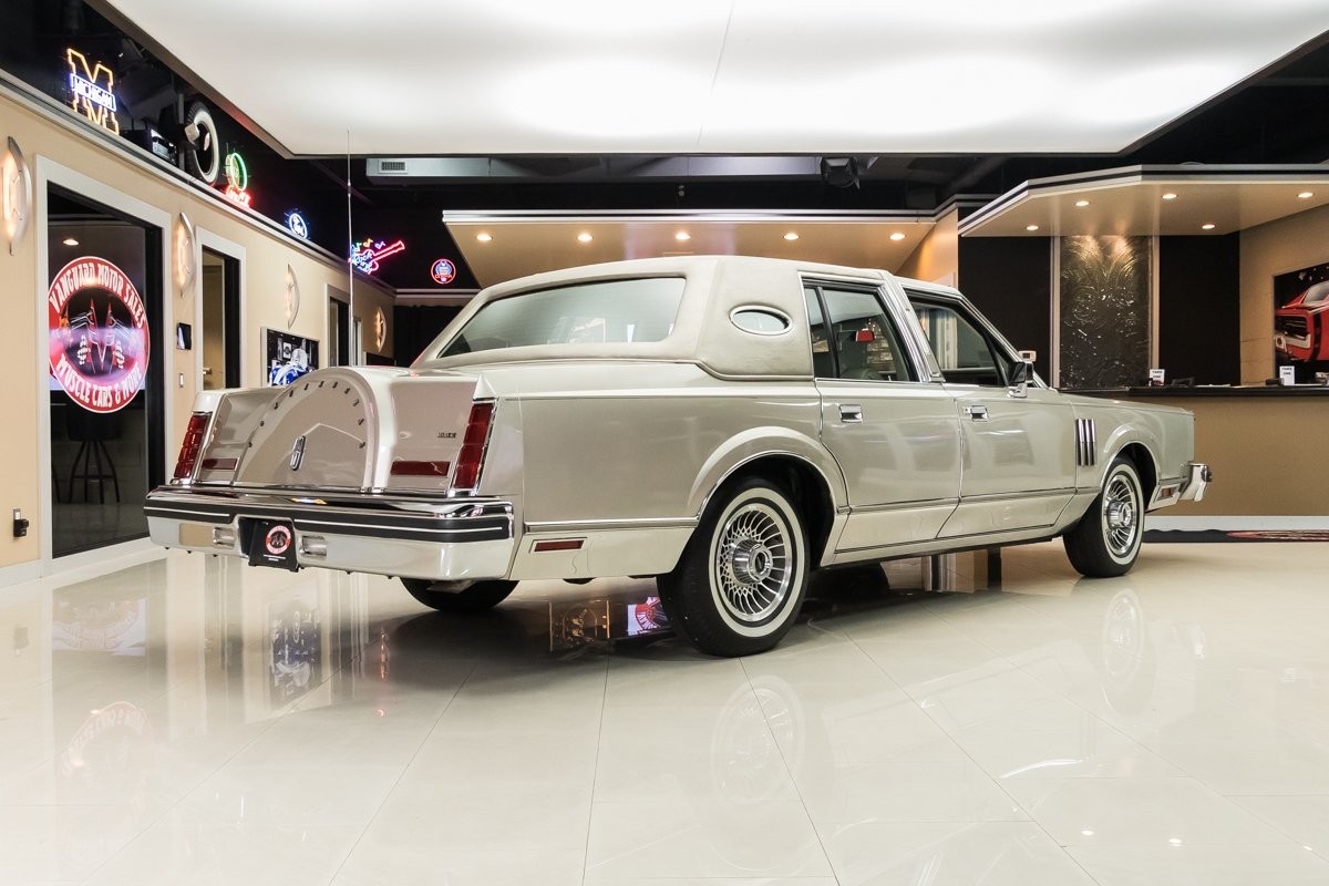This Lincoln Continental Was Bought Brand New In 1980 And Mostly Stored For 40 Years After Just 1,500 Miles!