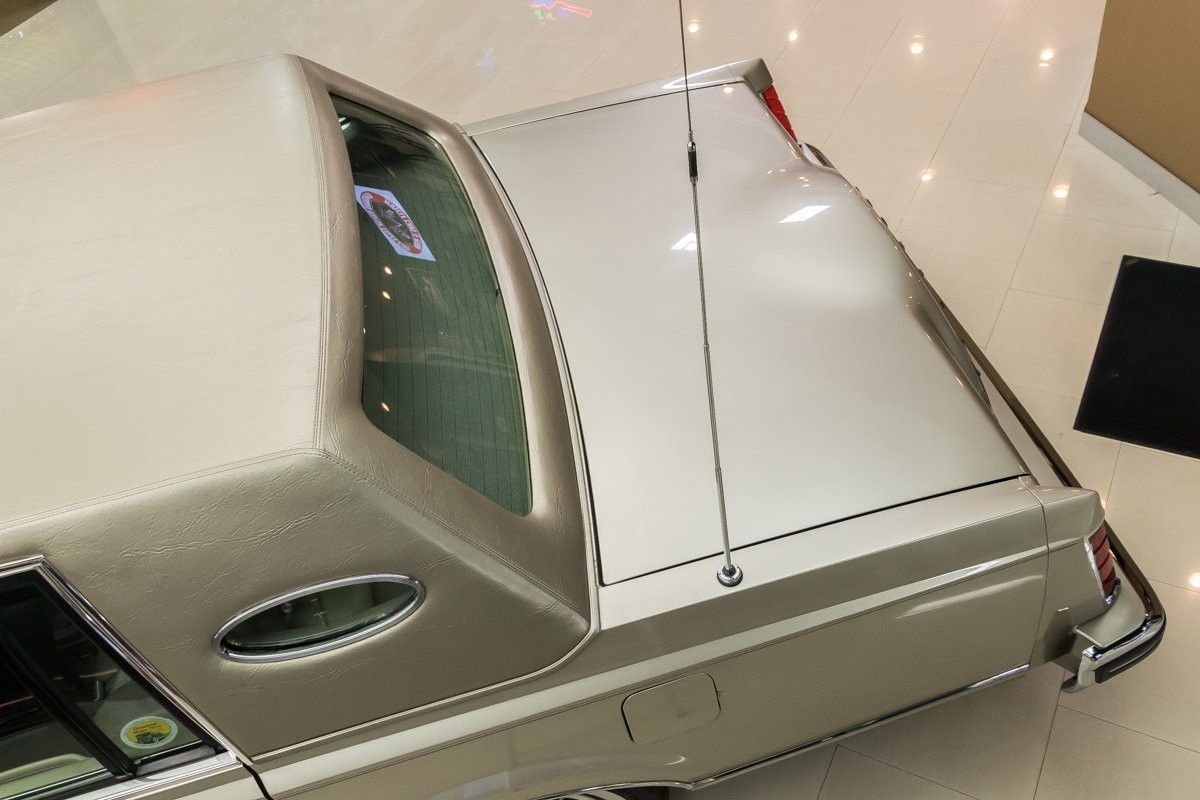 This Lincoln Continental Was Bought Brand New In 1980 And Mostly Stored For 40 Years After Just 1,500 Miles!