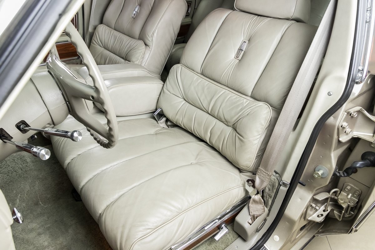 This Lincoln Continental Was Bought Brand New In 1980 And Mostly Stored For 40 Years After Just 1,500 Miles!