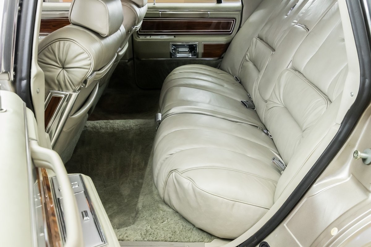 This Lincoln Continental Was Bought Brand New In 1980 And Mostly Stored For 40 Years After Just 1,500 Miles!
