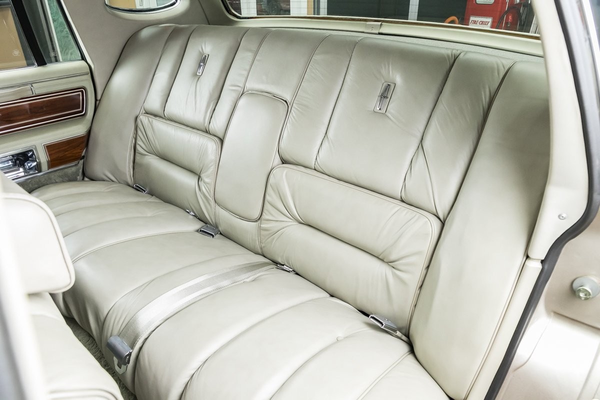 This Lincoln Continental Was Bought Brand New In 1980 And Mostly Stored For 40 Years After Just 1,500 Miles!