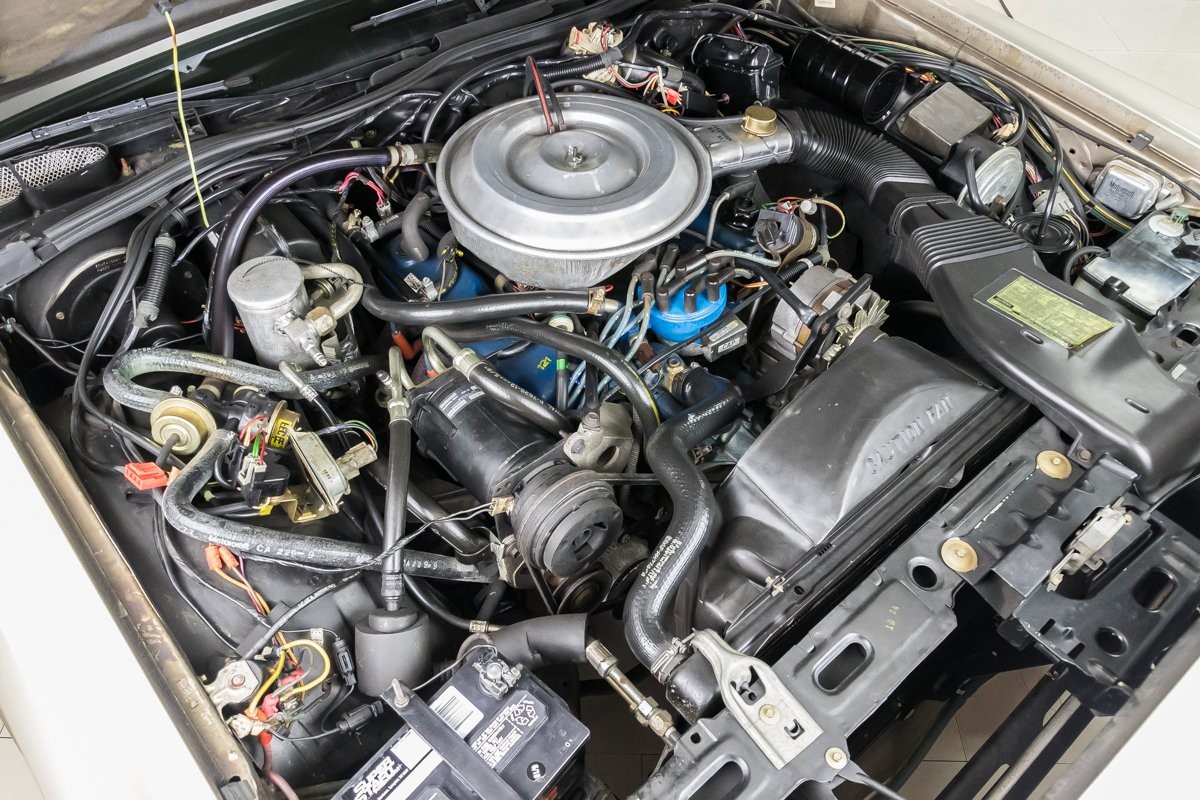 This Lincoln Continental Was Bought Brand New In 1980 And Mostly Stored For 40 Years After Just 1,500 Miles!