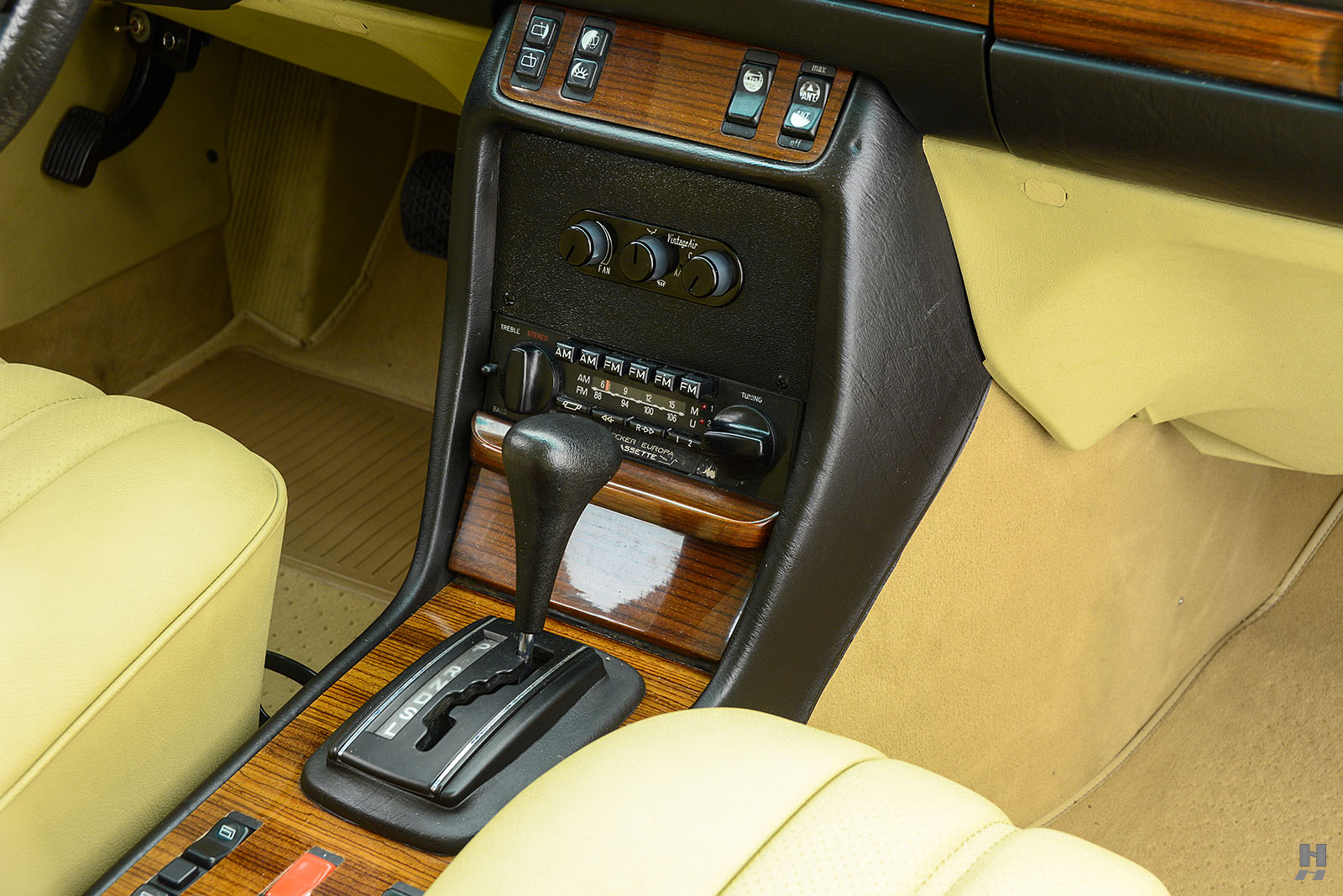 Ready To Soot Yourself? Check This 1983 Mercedes-Benz 300 TD Wagon