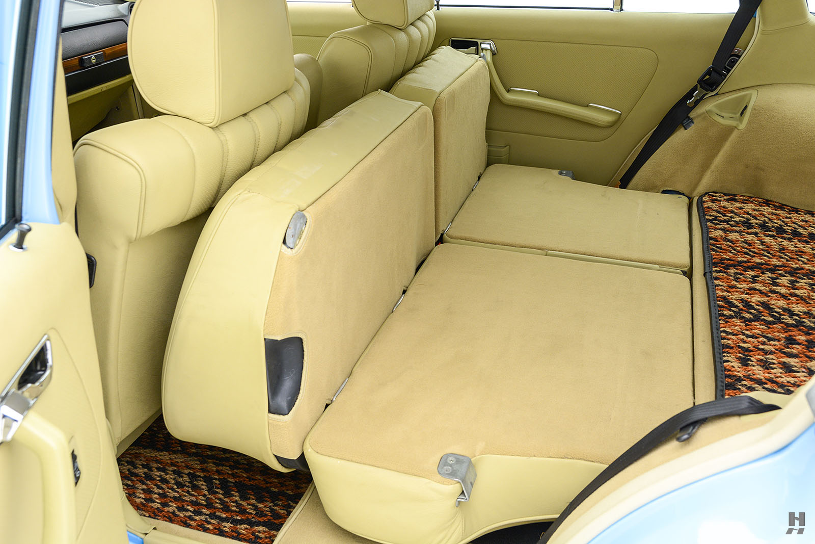 Ready To Soot Yourself? Check This 1983 Mercedes-Benz 300 TD Wagon