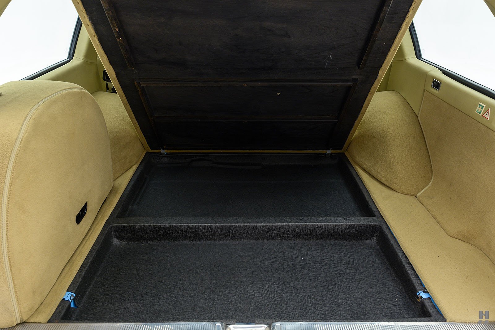 Ready To Soot Yourself? Check This 1983 Mercedes-Benz 300 TD Wagon