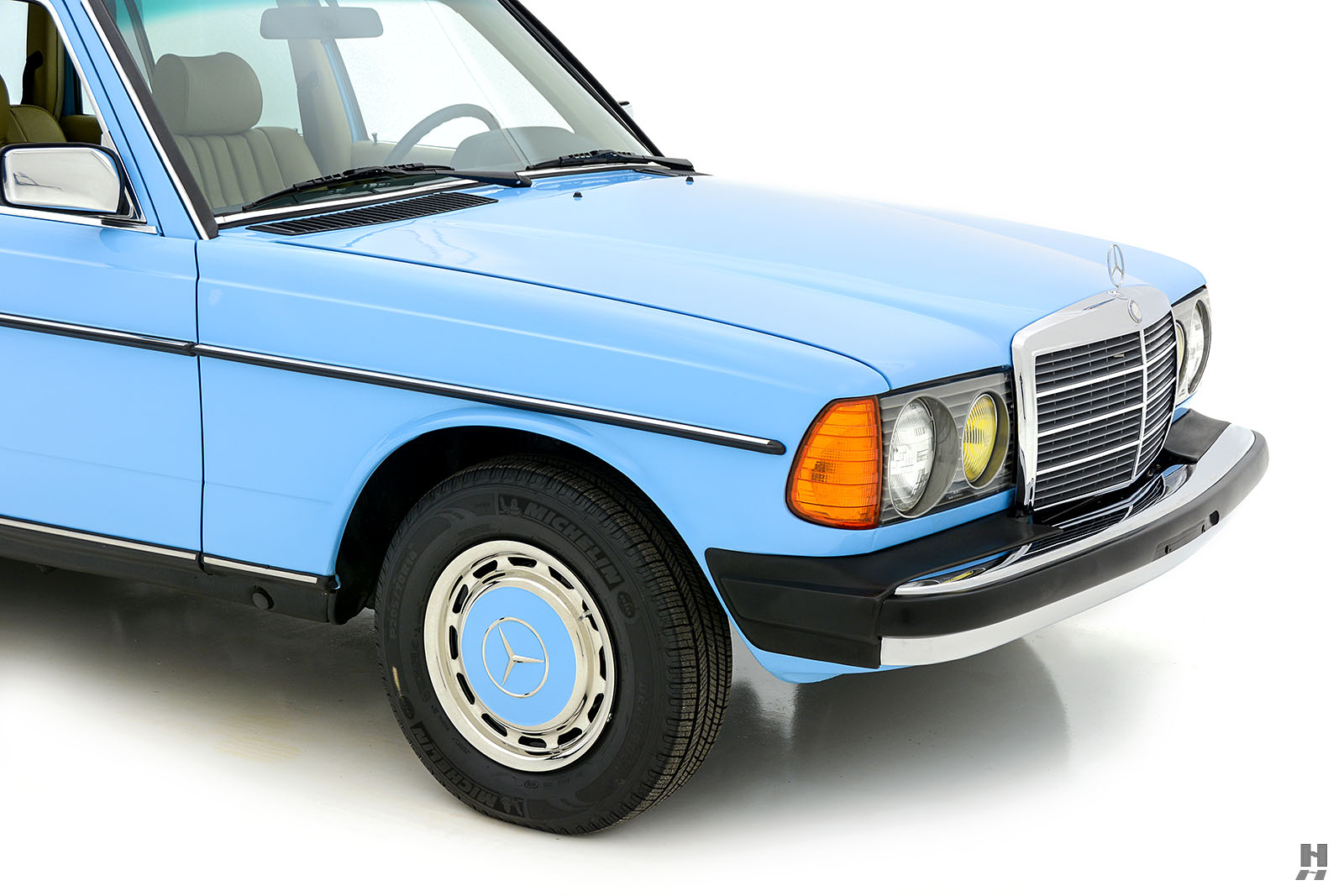 Ready To Soot Yourself? Check This 1983 Mercedes-Benz 300 TD Wagon