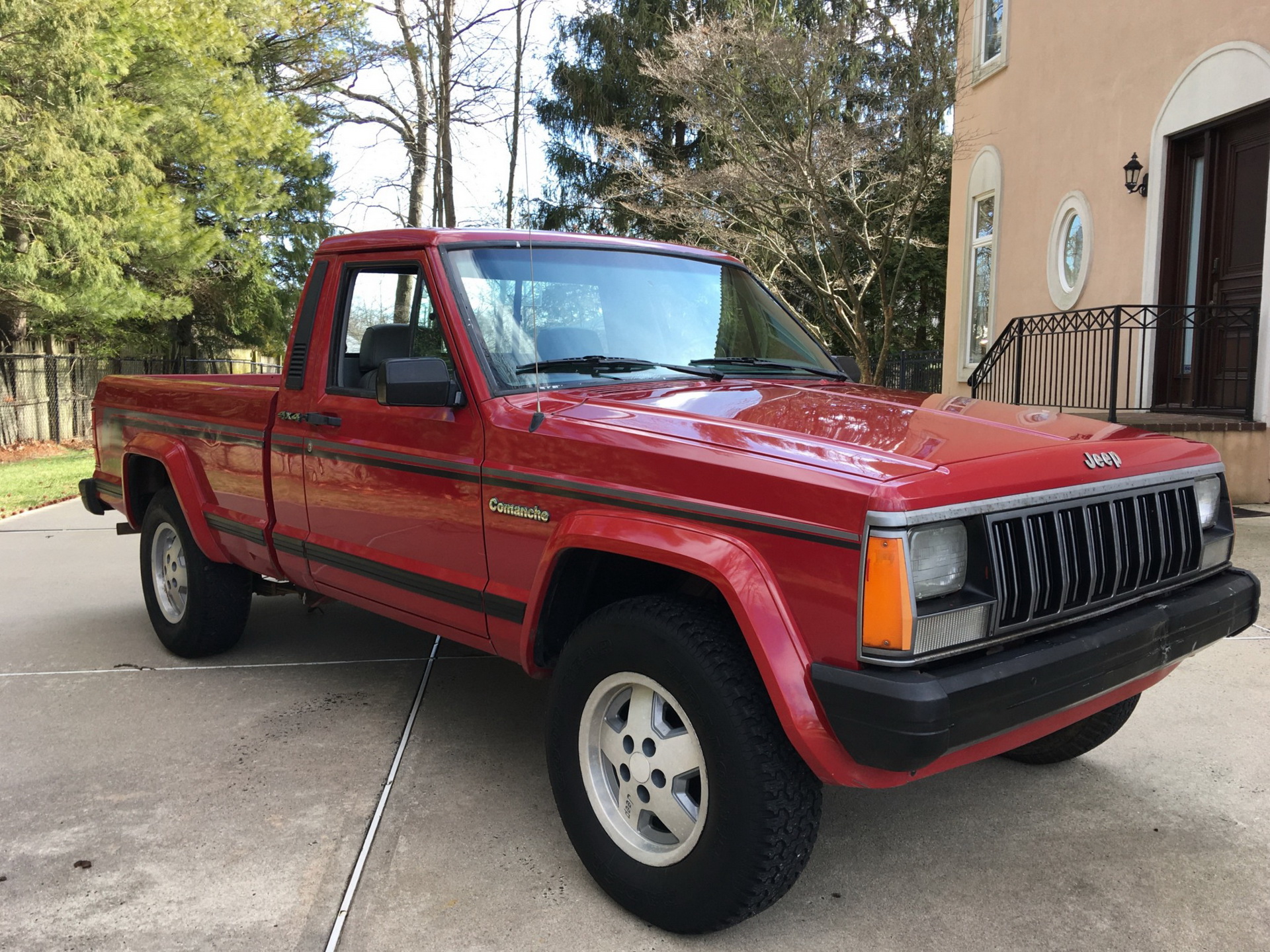 1989 Jeep Comanche Invites You To Be A Pioneer, Not A Gladiator