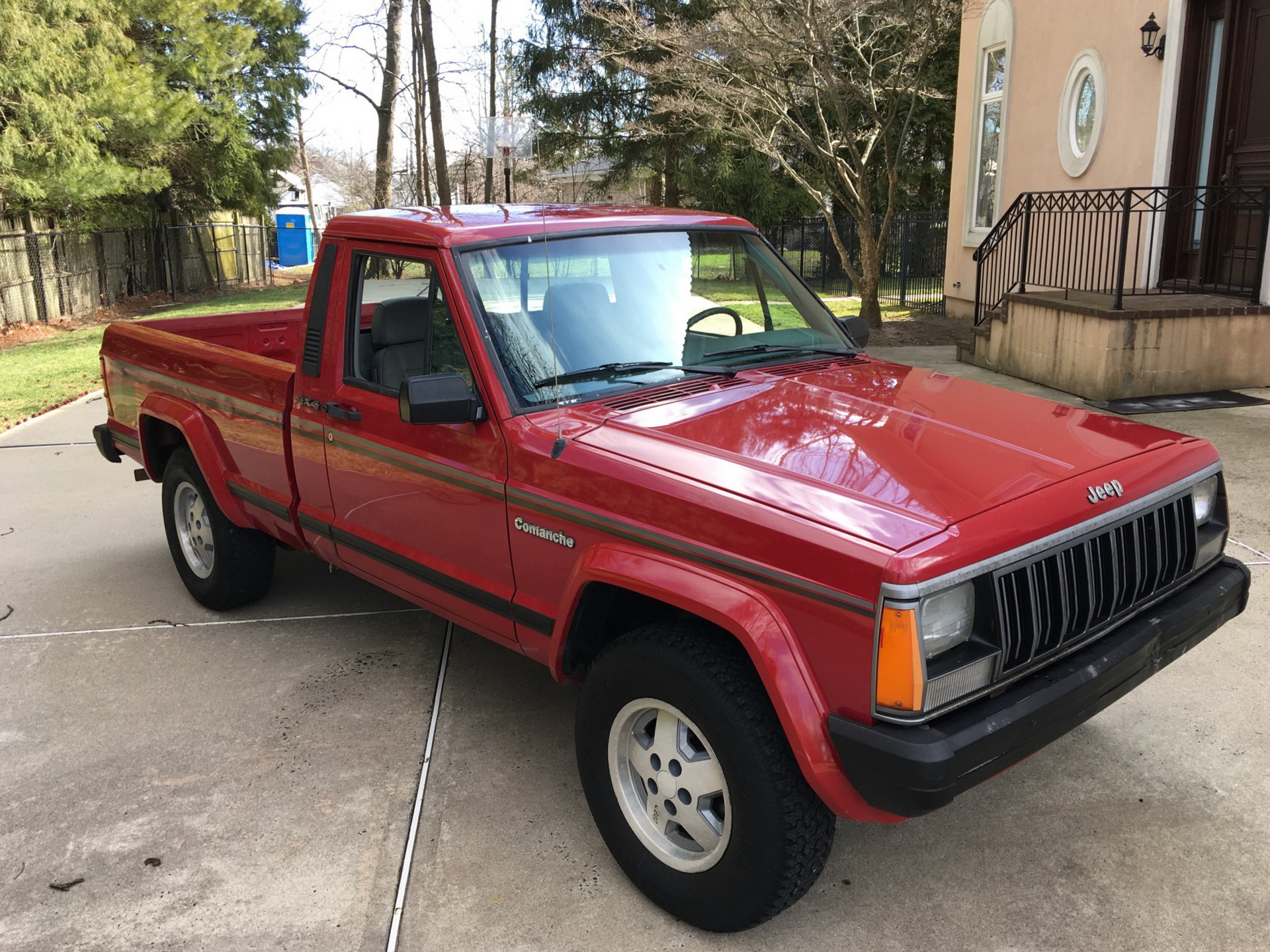 1989 Jeep Comanche Invites You To Be A Pioneer, Not A Gladiator