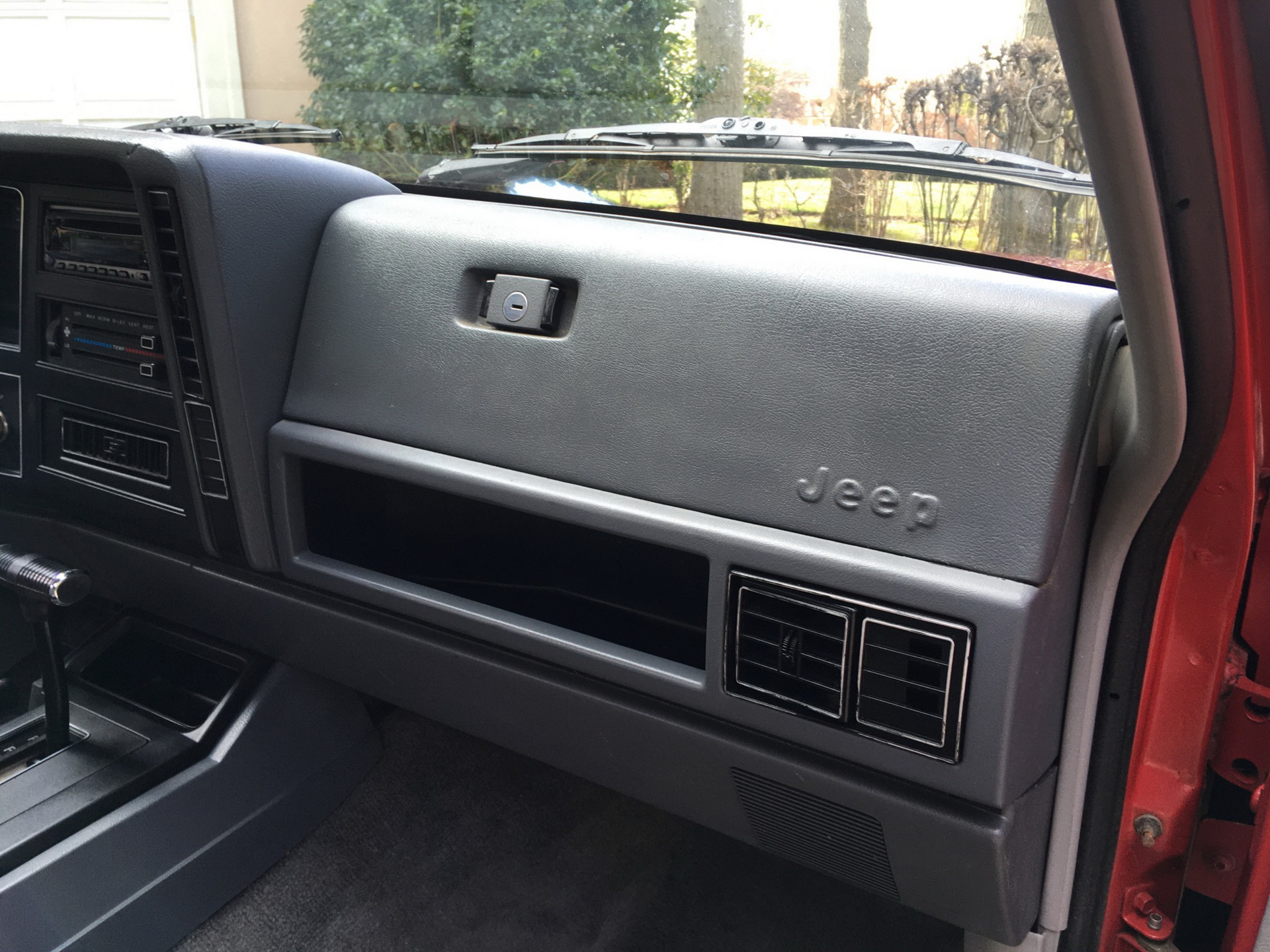 1989 Jeep Comanche Invites You To Be A Pioneer, Not A Gladiator