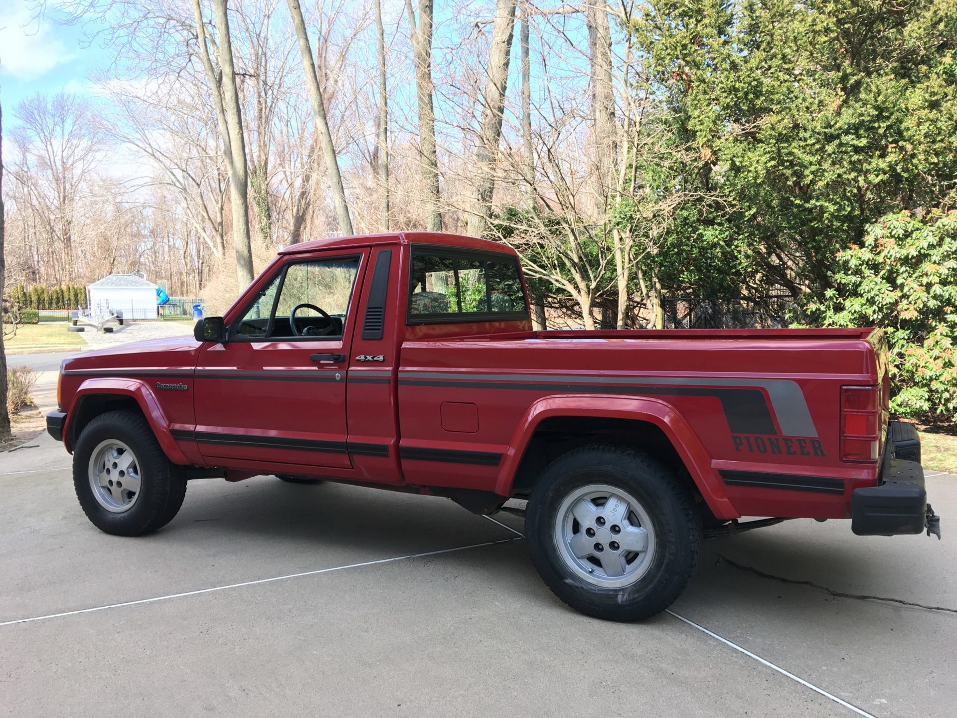 1989 Jeep Comanche Invites You To Be A Pioneer, Not A Gladiator