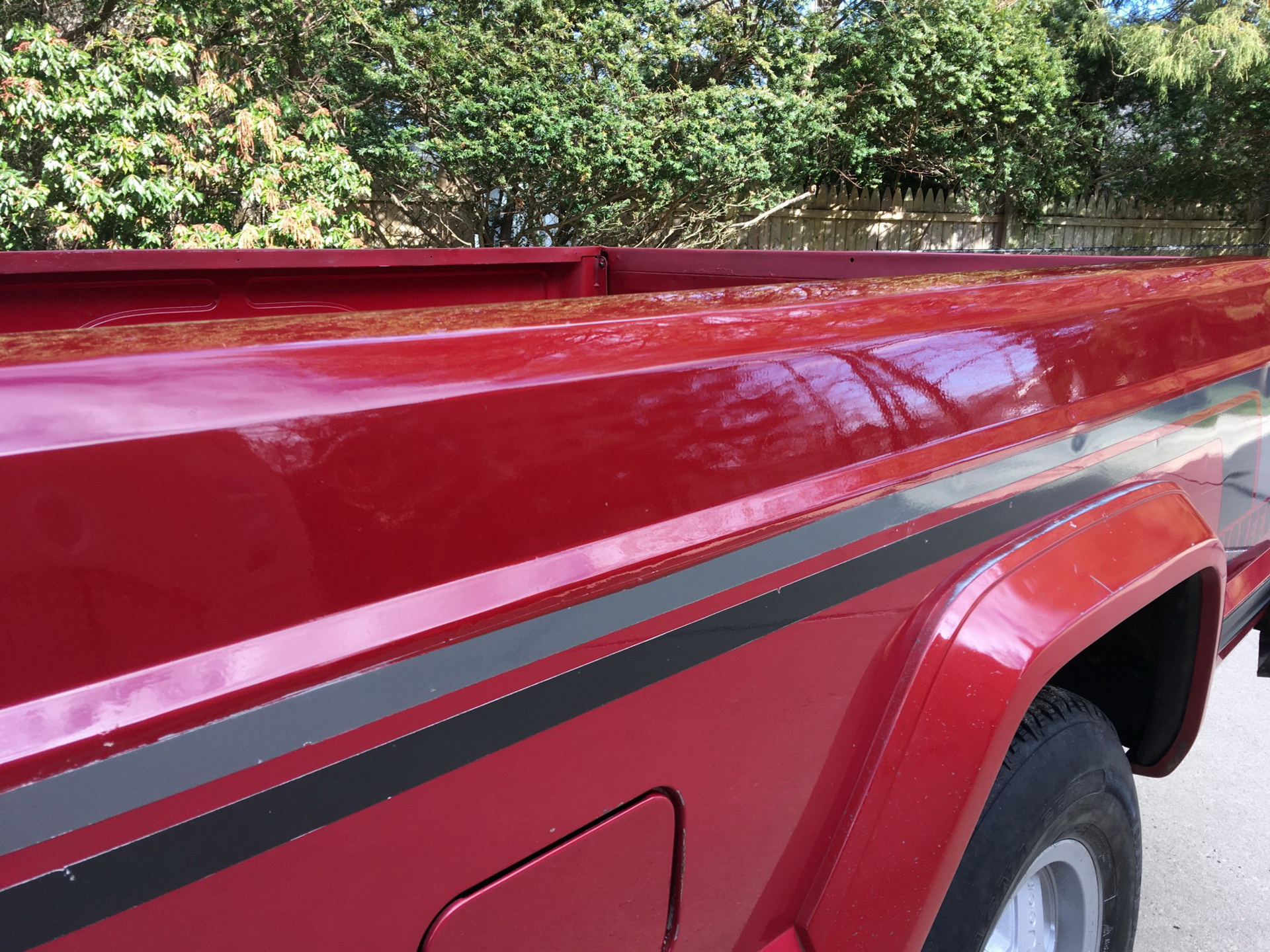 1989 Jeep Comanche Invites You To Be A Pioneer, Not A Gladiator