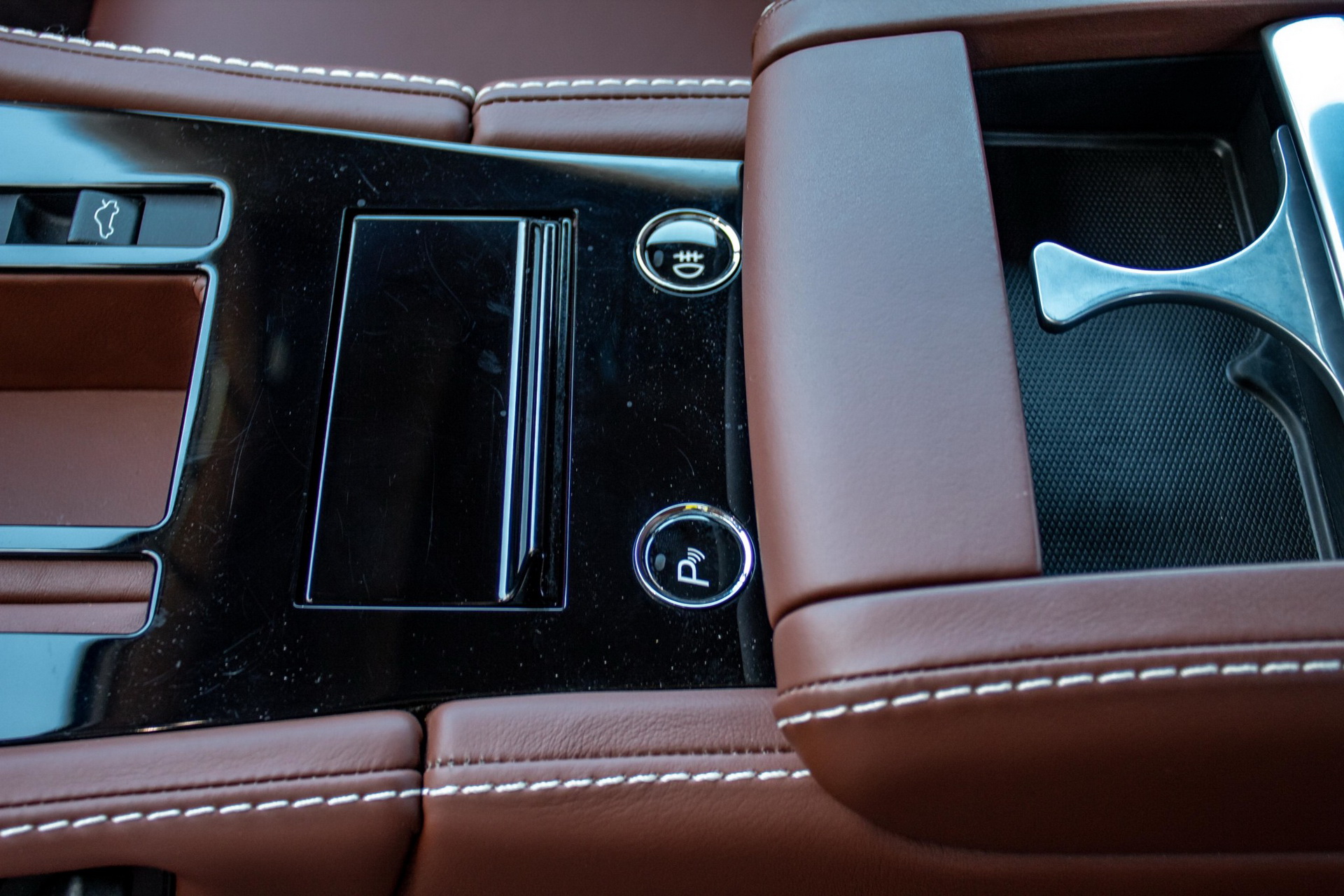 Want A Near-New 2016 Aston Martin V12 Vantage S? This One Has Only 167 Miles