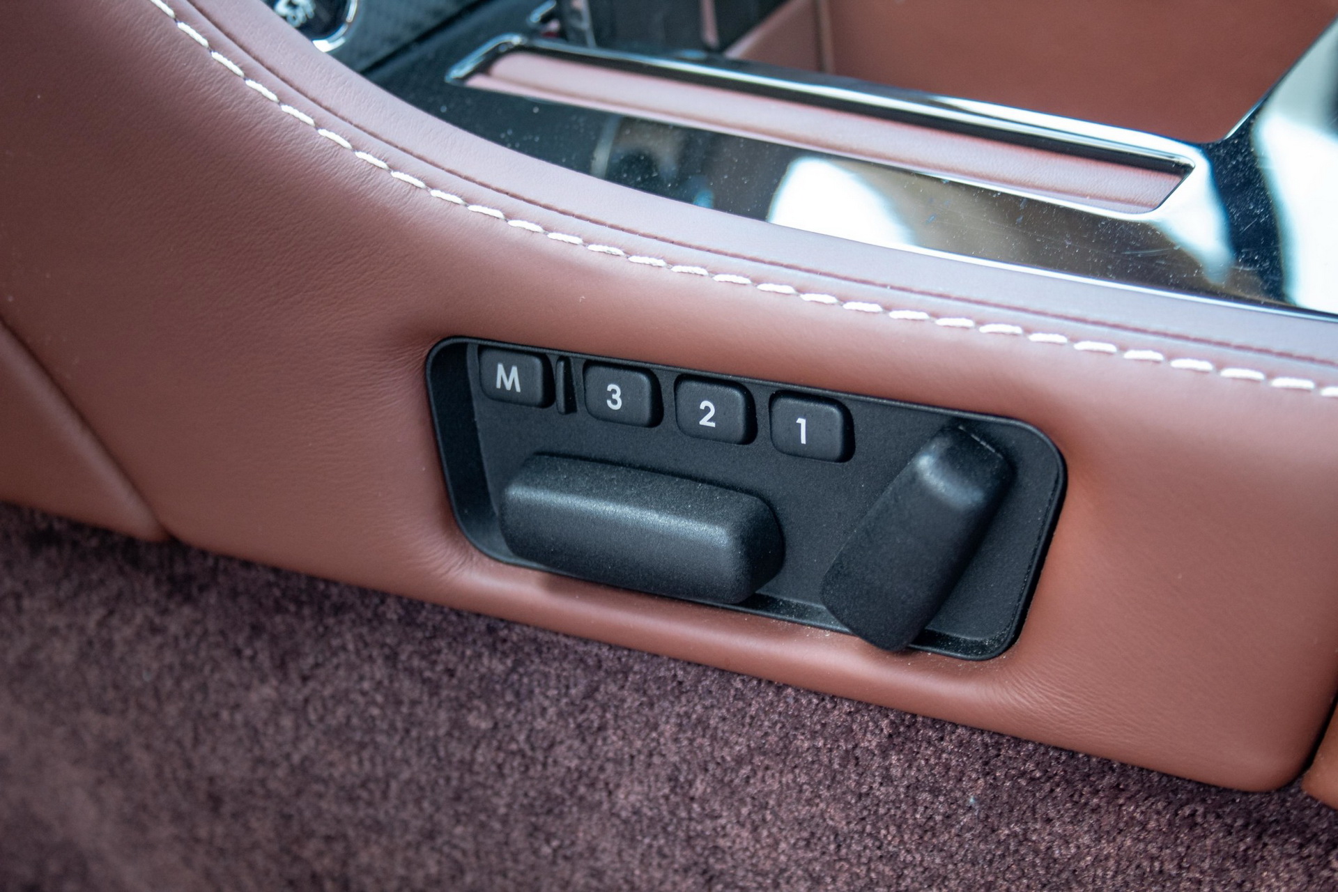 Want A Near-New 2016 Aston Martin V12 Vantage S? This One Has Only 167 Miles