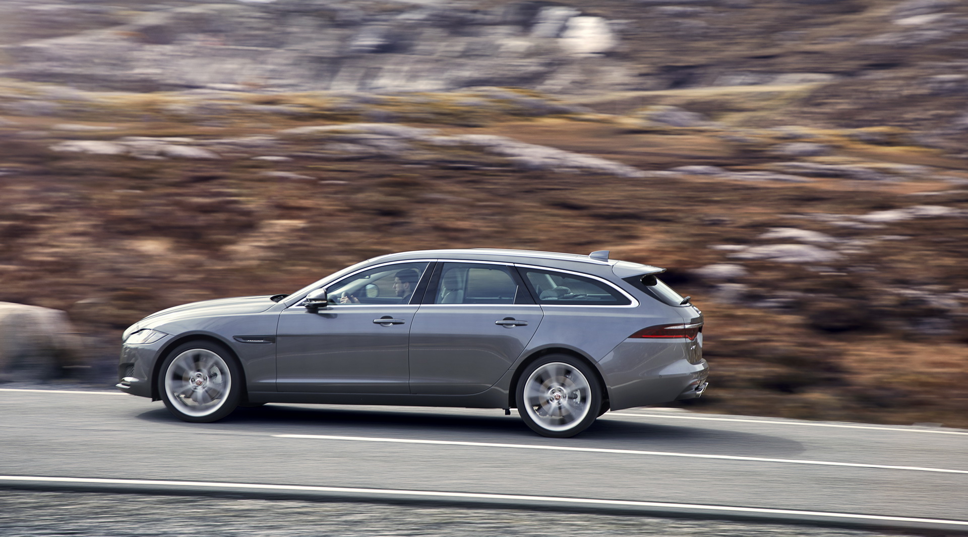 You Could Get A Jaguar XF Sportbrake For Up To $30,000 Off The MSRP In The U.S.