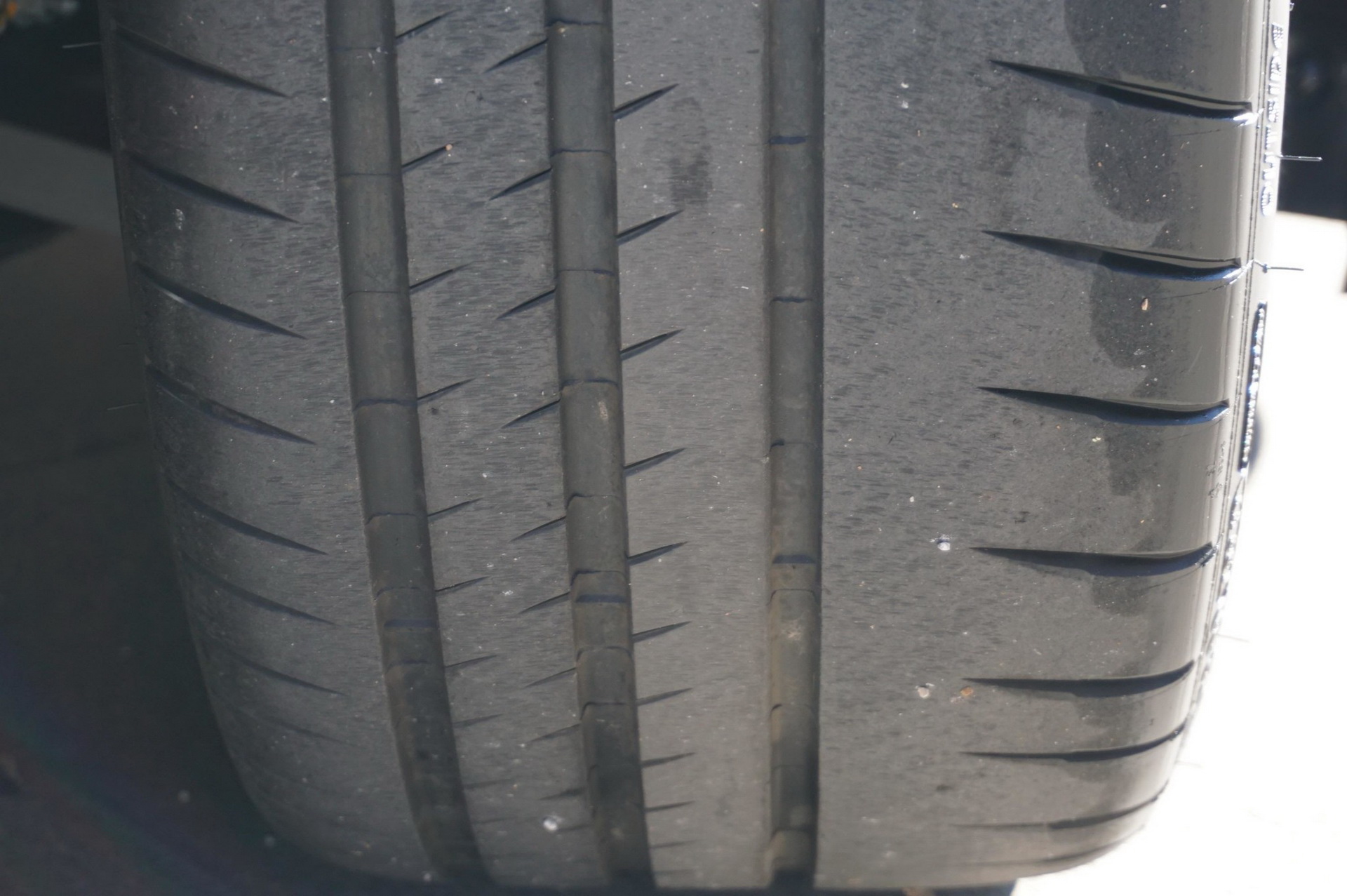 2.4k Mile Porsche 911 GT2 RS Weissach Is Calling For You, Can Your Bank Account Handle It?