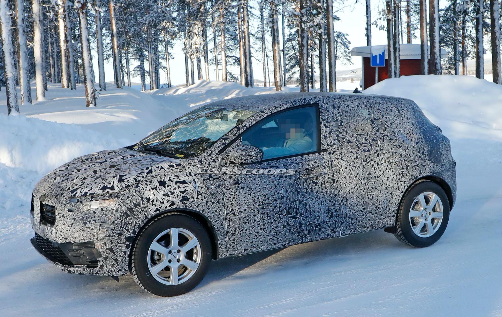 2021 Dacia Sandero Becomes Less Camera-Shy, Shows More Of Its Face