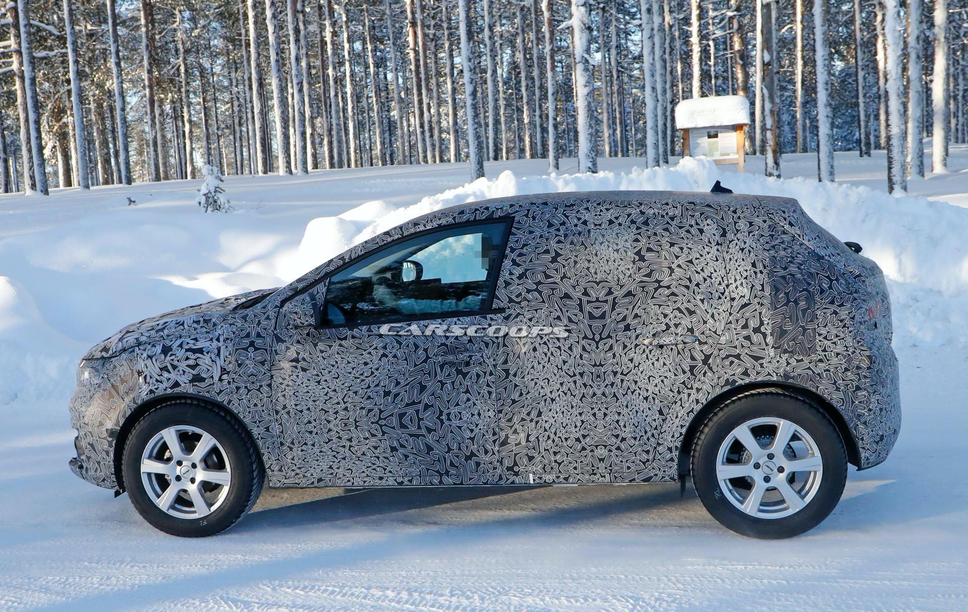 2021 Dacia Sandero Becomes Less Camera-Shy, Shows More Of Its Face