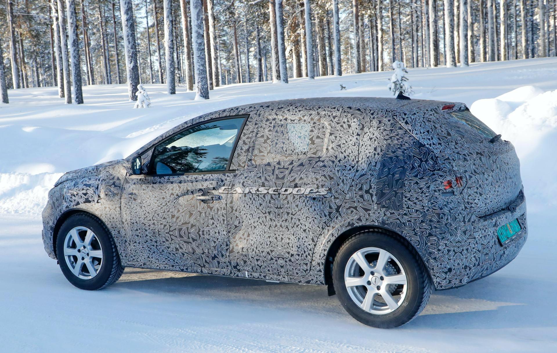 2021 Dacia Sandero Becomes Less Camera-Shy, Shows More Of Its Face