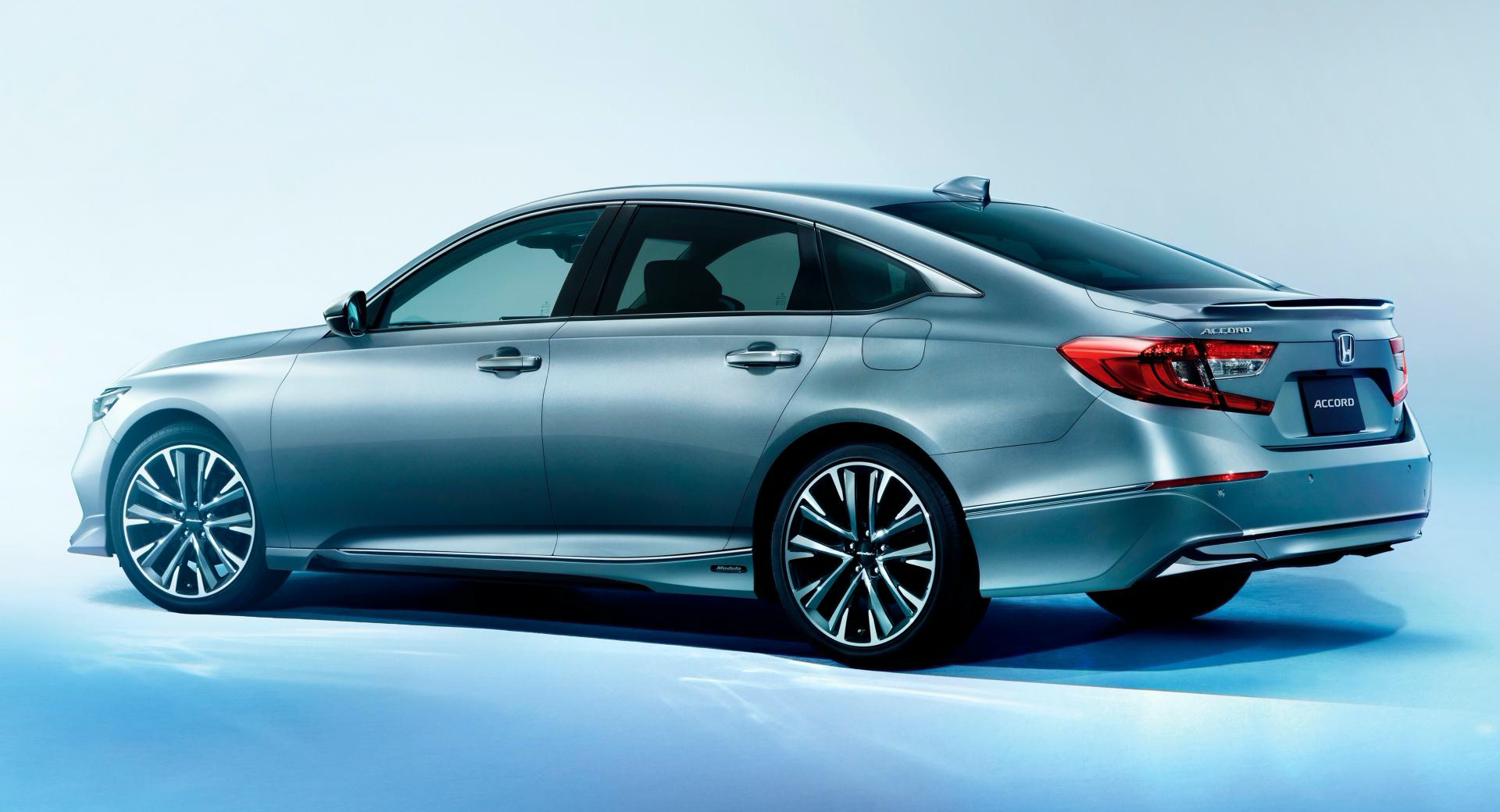 Tenth Gen Honda Accord Finally Reaches Japan Gains Genuine Accessories From The Get Go Carscoops