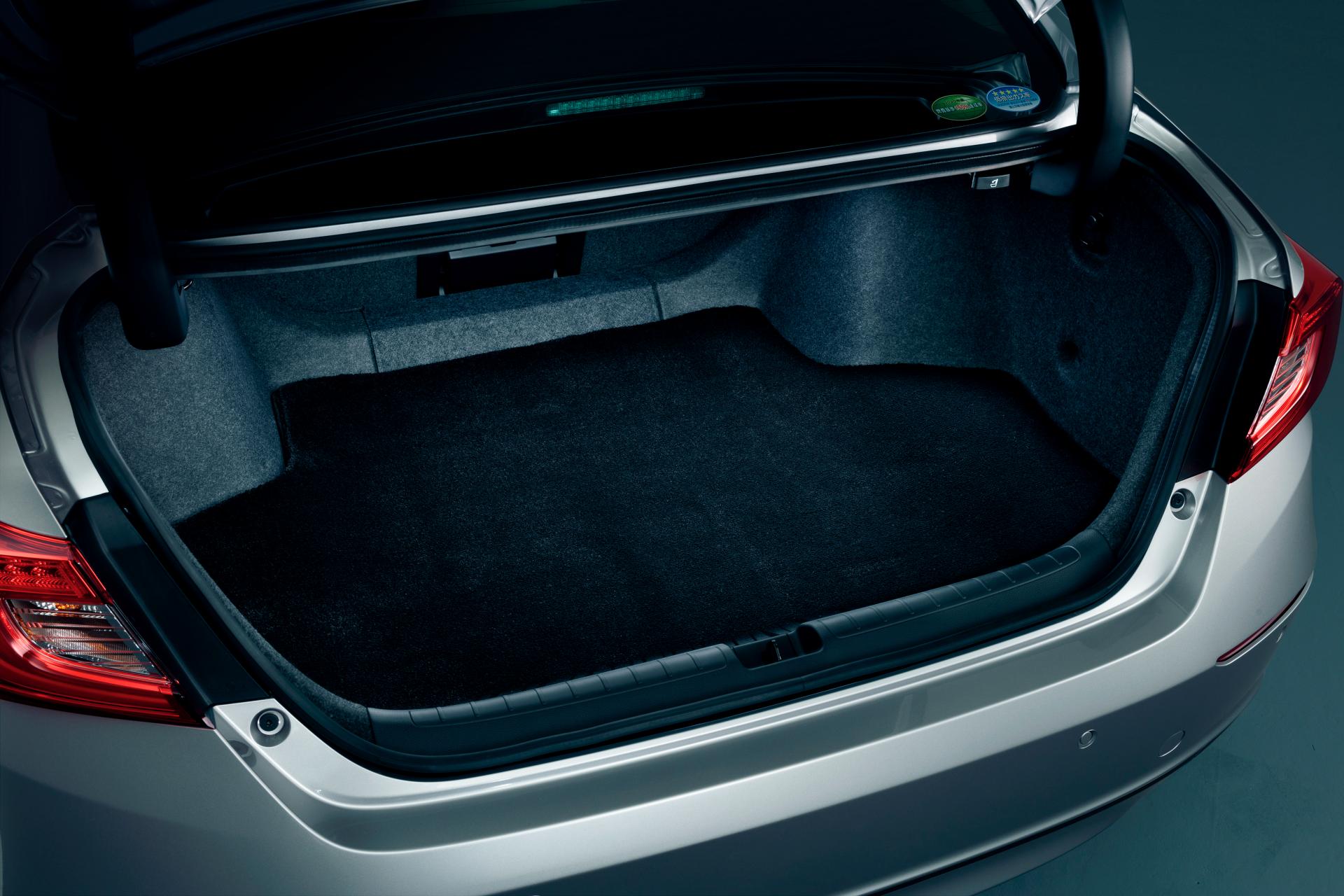 Tenth-Gen Honda Accord Finally Reaches Japan, Gains Genuine Accessories From The Get-Go