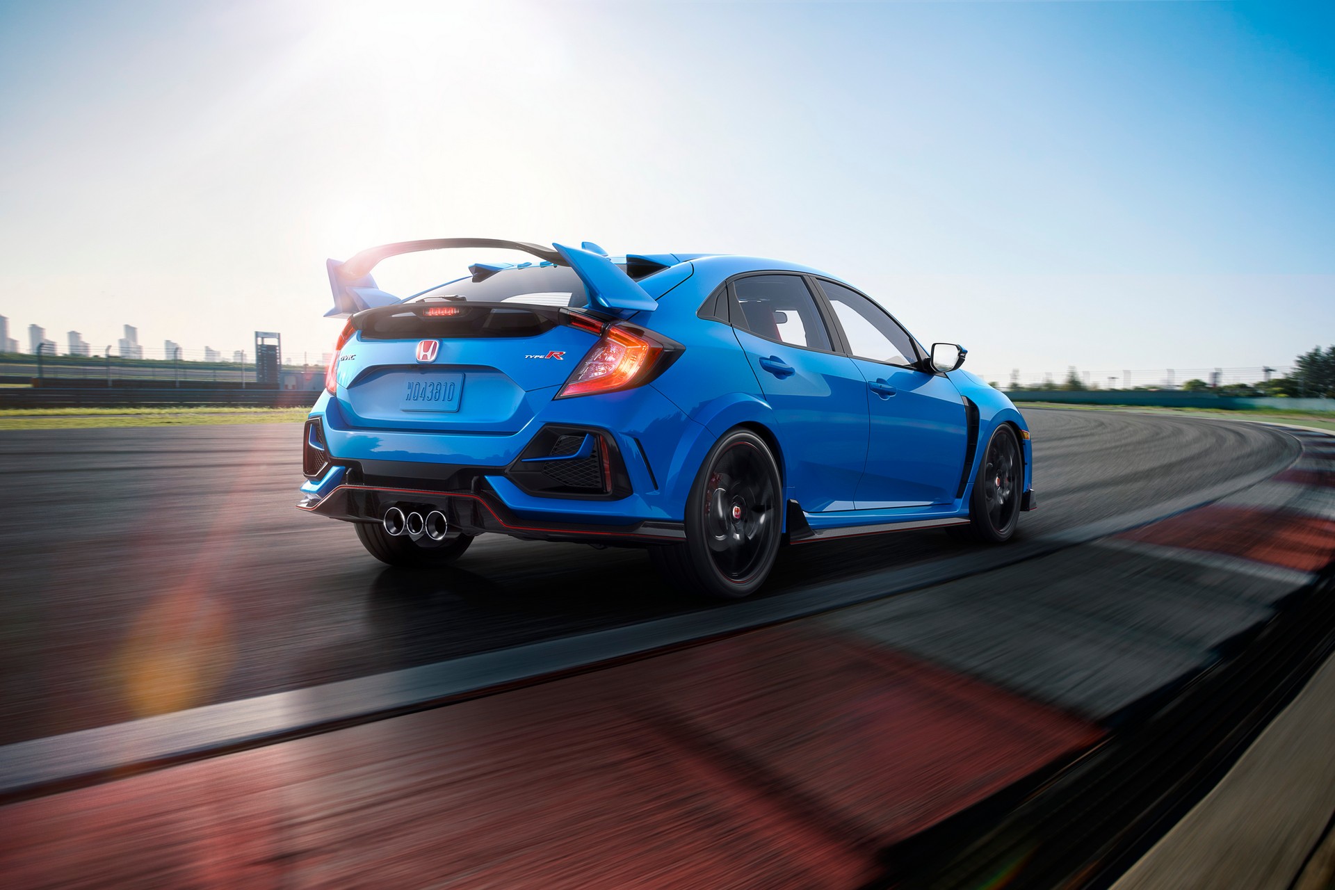 2020 Honda Civic Type R Gets A Price Hike, But Has Improved Tech And Dynamics