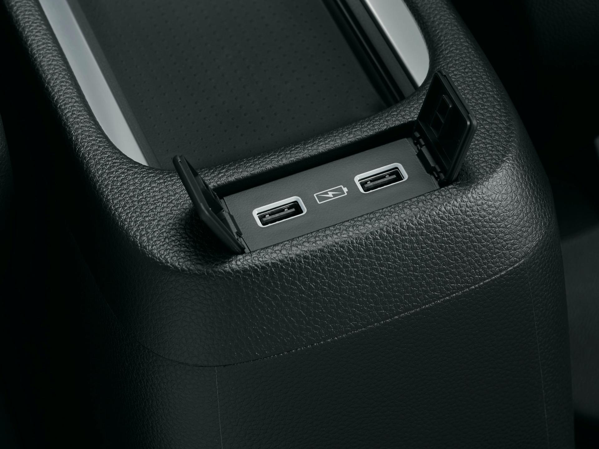 All-New Honda Fit Goes On Sale In Japan With Two Powertrains, Optional AWD