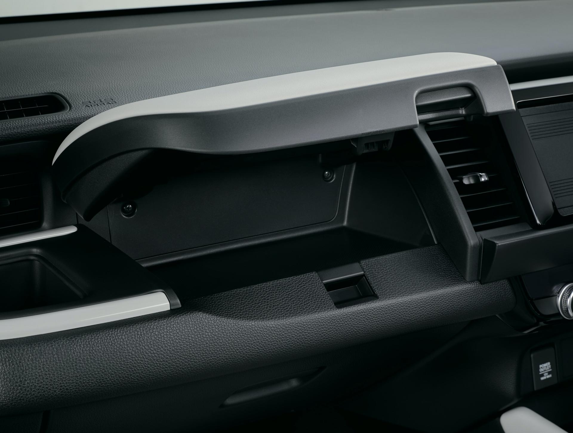 All-New Honda Fit Goes On Sale In Japan With Two Powertrains, Optional AWD