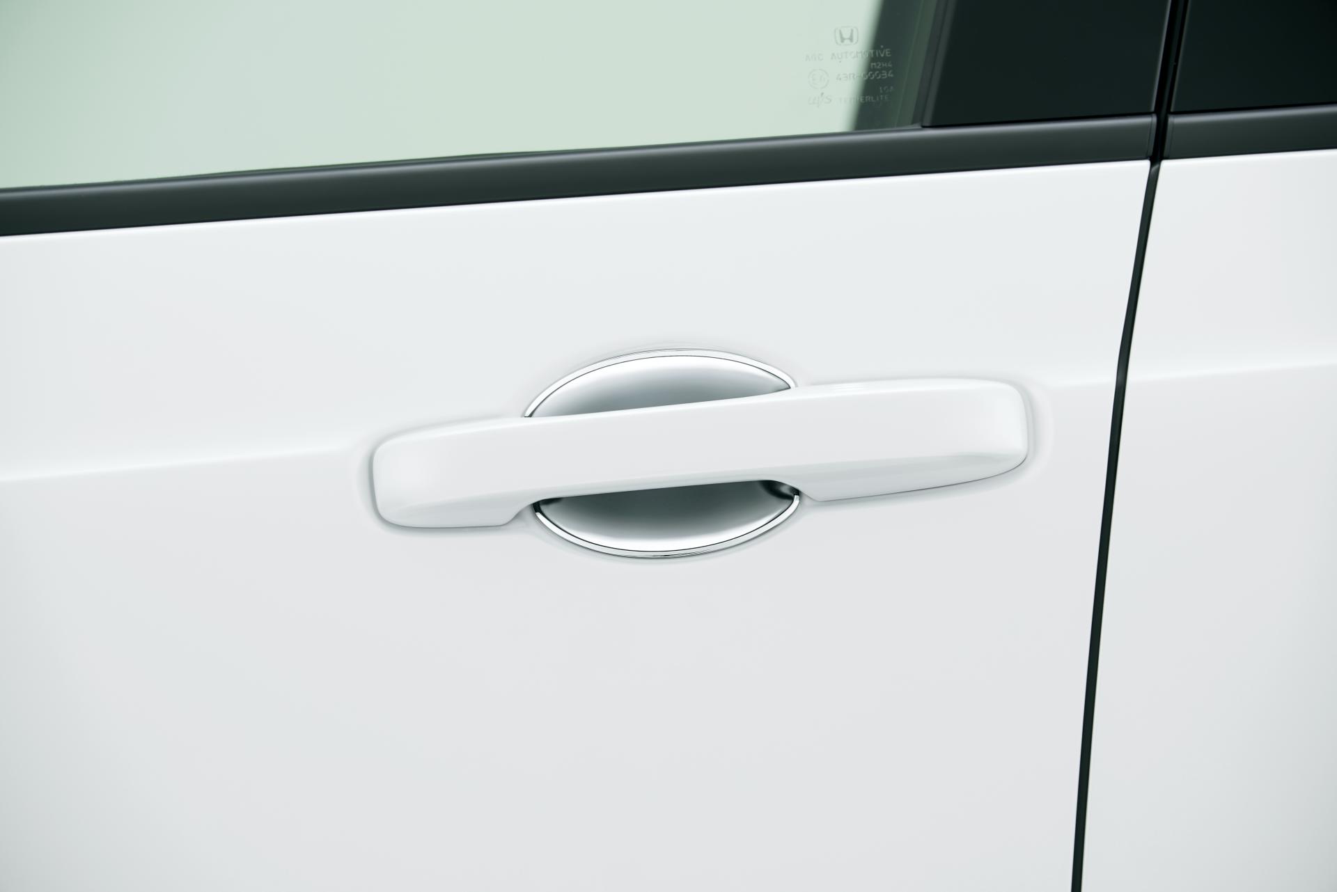 New Honda Fit Already Gets A Ton Of Genuine Accessories In Japan