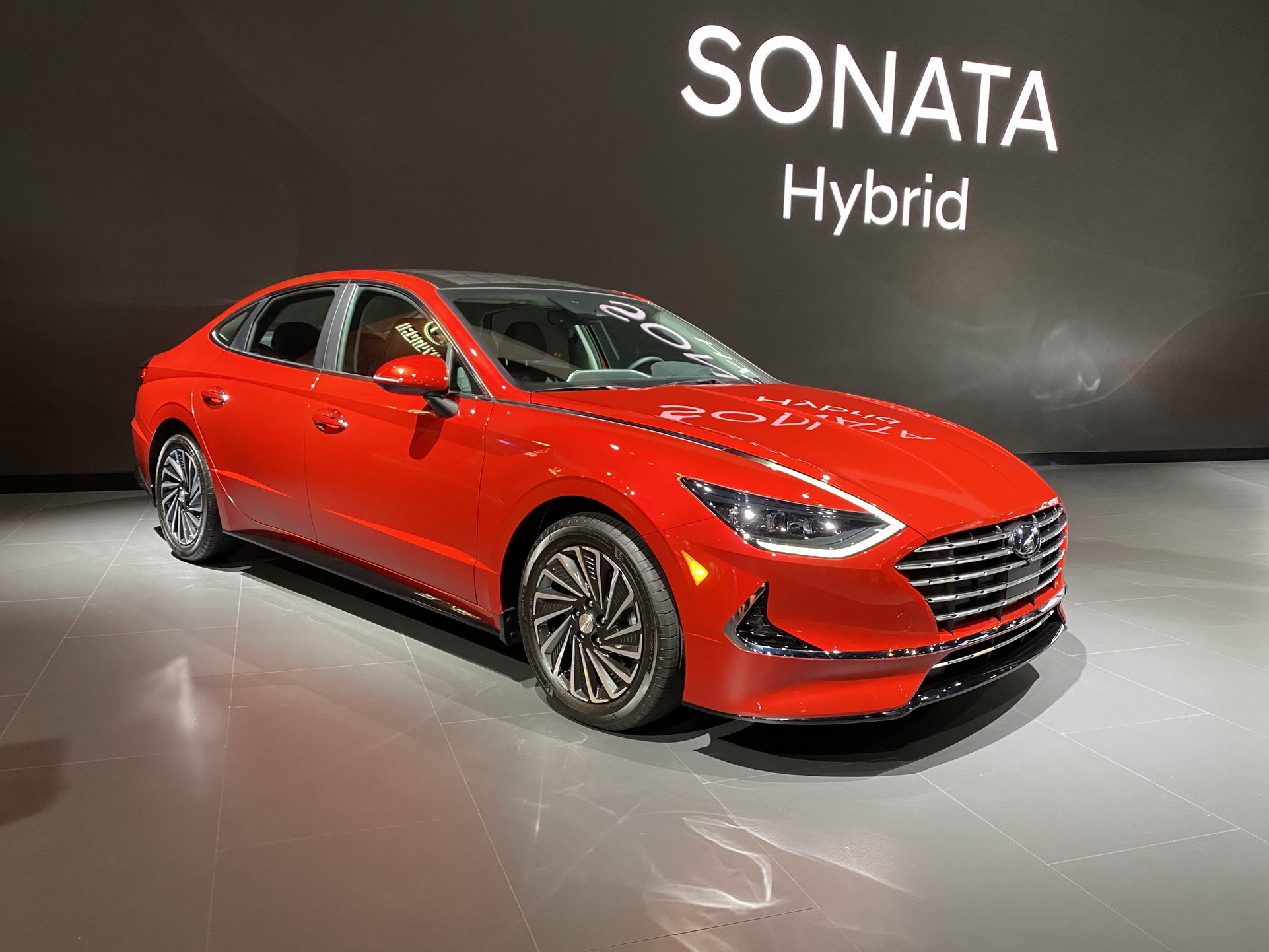 America’s 2020 Hyundai Sonata Hybrid Returns 52 MPG Combined