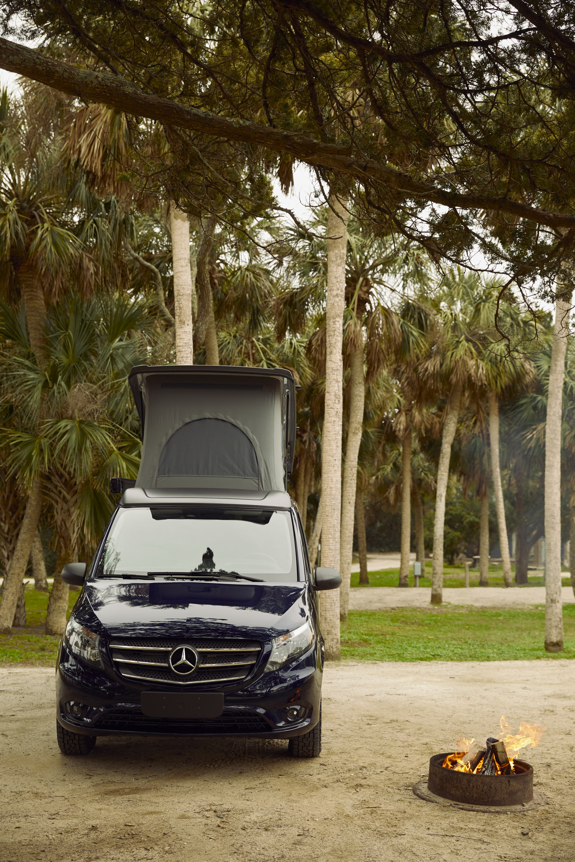 Mercedes Gives Americans Their First Pop-Up Camper Van, The Metris Weekender