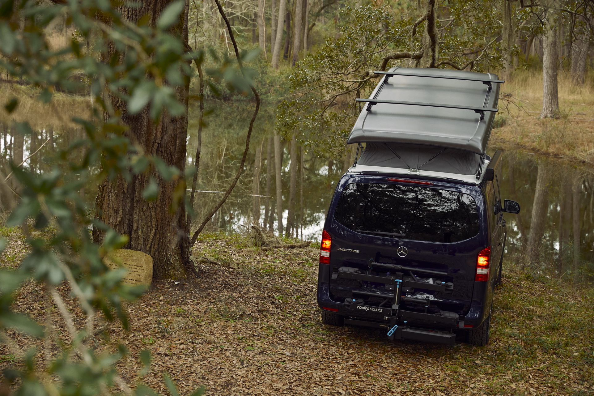 Mercedes Gives Americans Their First Pop-Up Camper Van, The Metris Weekender
