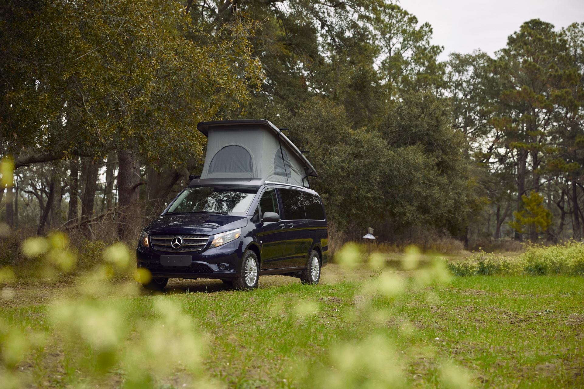 Mercedes Gives Americans Their First Pop-Up Camper Van, The Metris Weekender