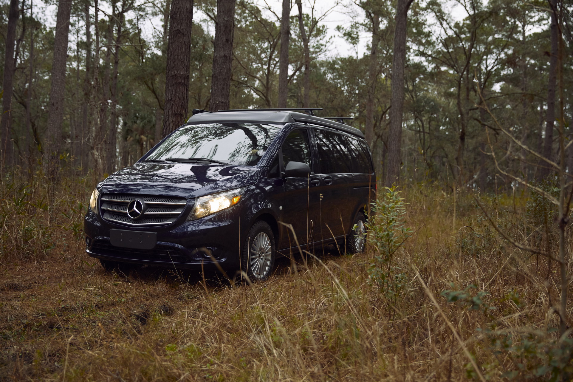 Mercedes Gives Americans Their First Pop-Up Camper Van, The Metris Weekender