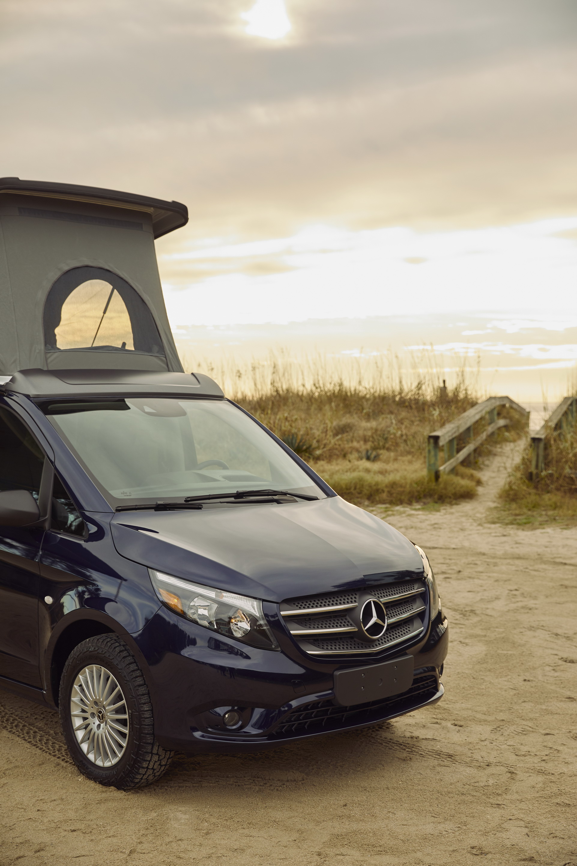 Mercedes Gives Americans Their First Pop-Up Camper Van, The Metris Weekender