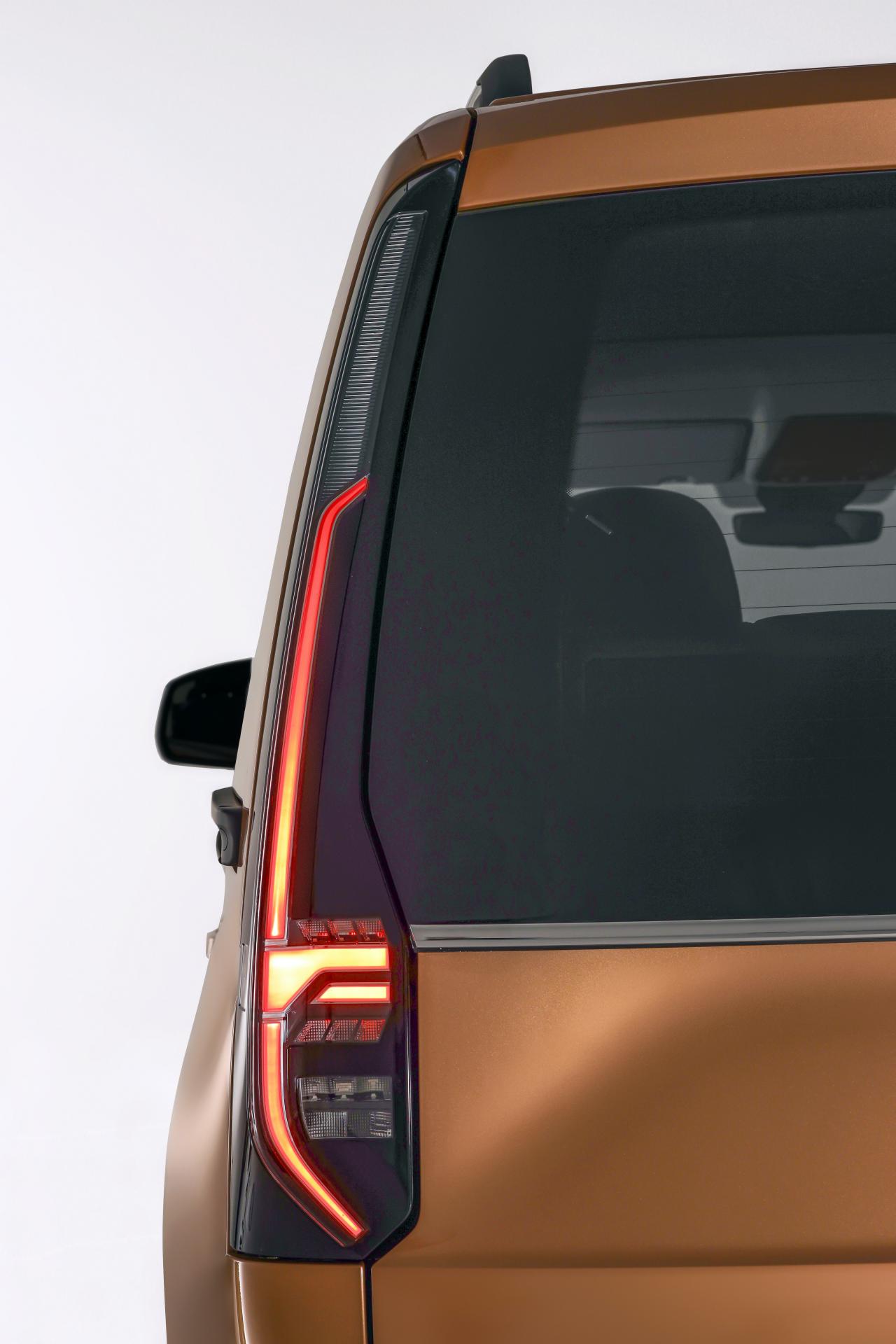 New 2021 VW Caddy Wraps MQB Underpinnings In Evolutionary Styling (60 Photos)