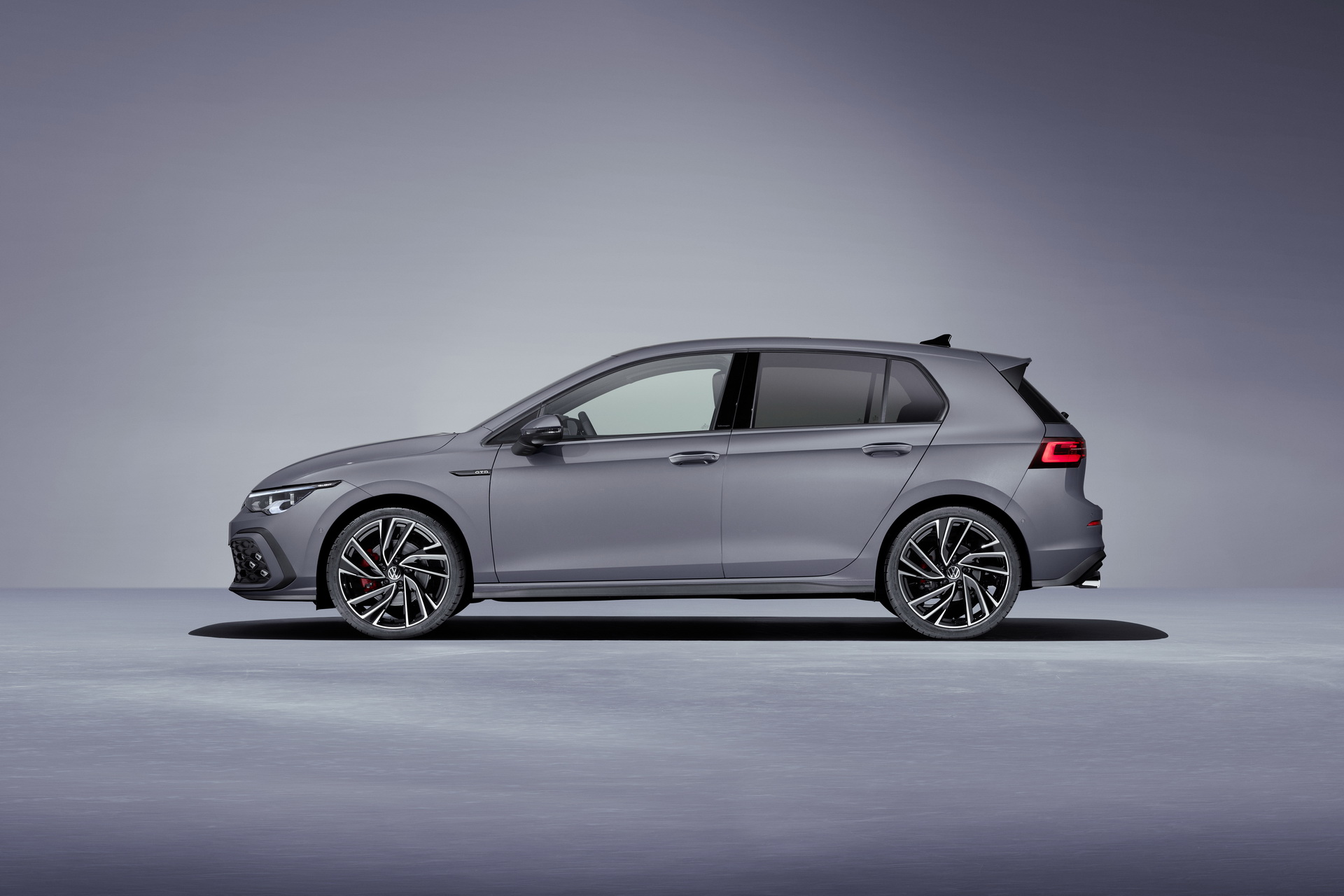 2021 VW Golf GTI Mk8 Is Here With 242 HP, And So Are The GTE And GTD