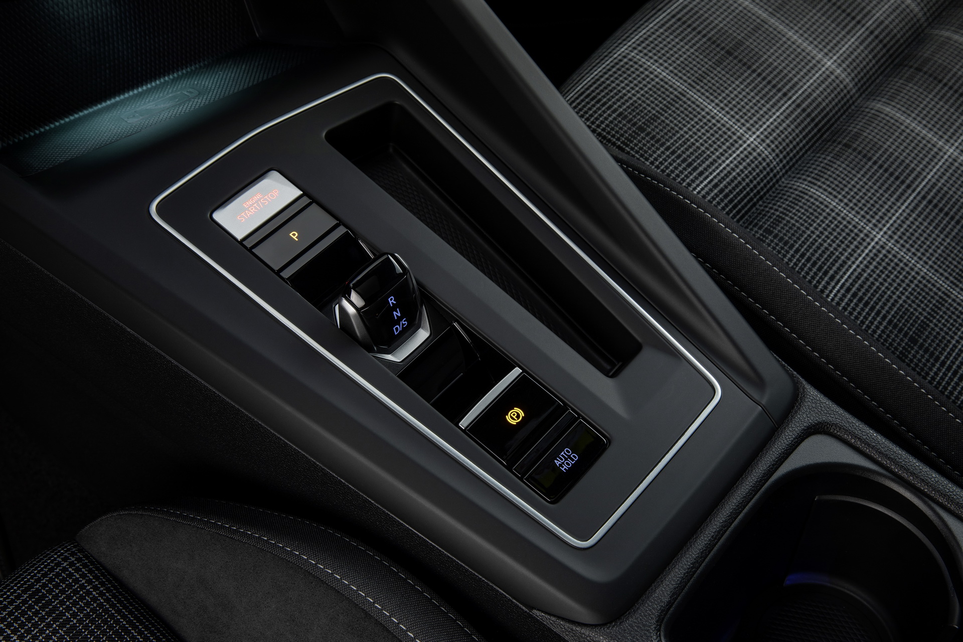 2021 VW Golf GTI Mk8 Is Here With 242 HP, And So Are The GTE And GTD