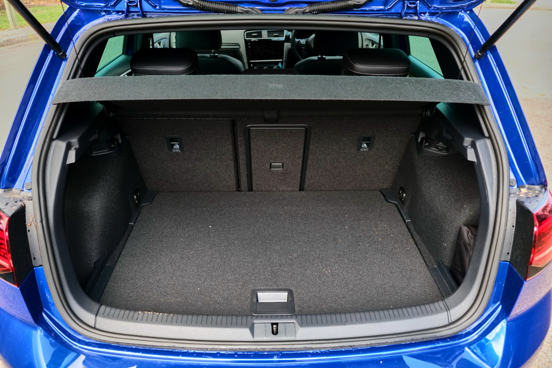 There’s A New VW Golf R Mk8 Coming, So We Drove The Old One For A Week