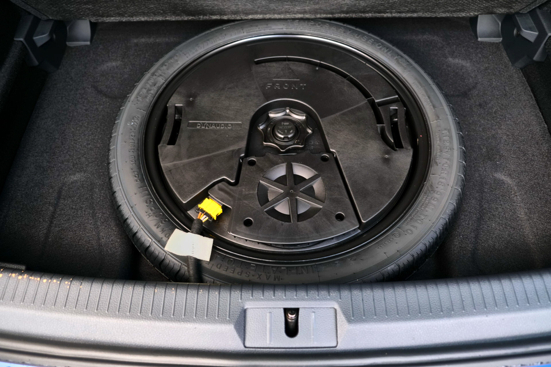 There’s A New VW Golf R Mk8 Coming, So We Drove The Old One For A Week