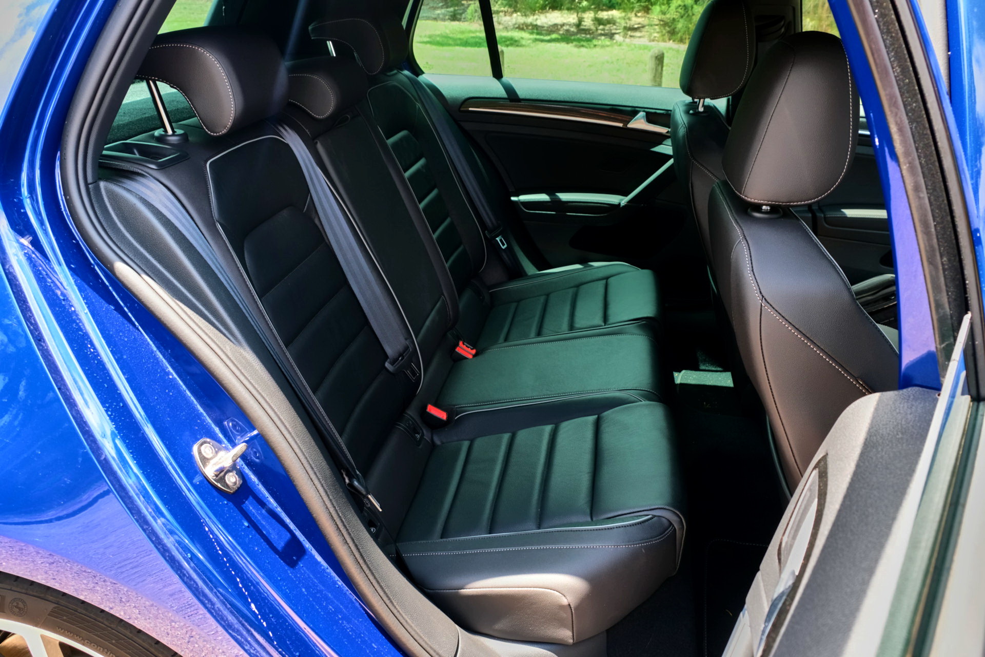 There’s A New VW Golf R Mk8 Coming, So We Drove The Old One For A Week