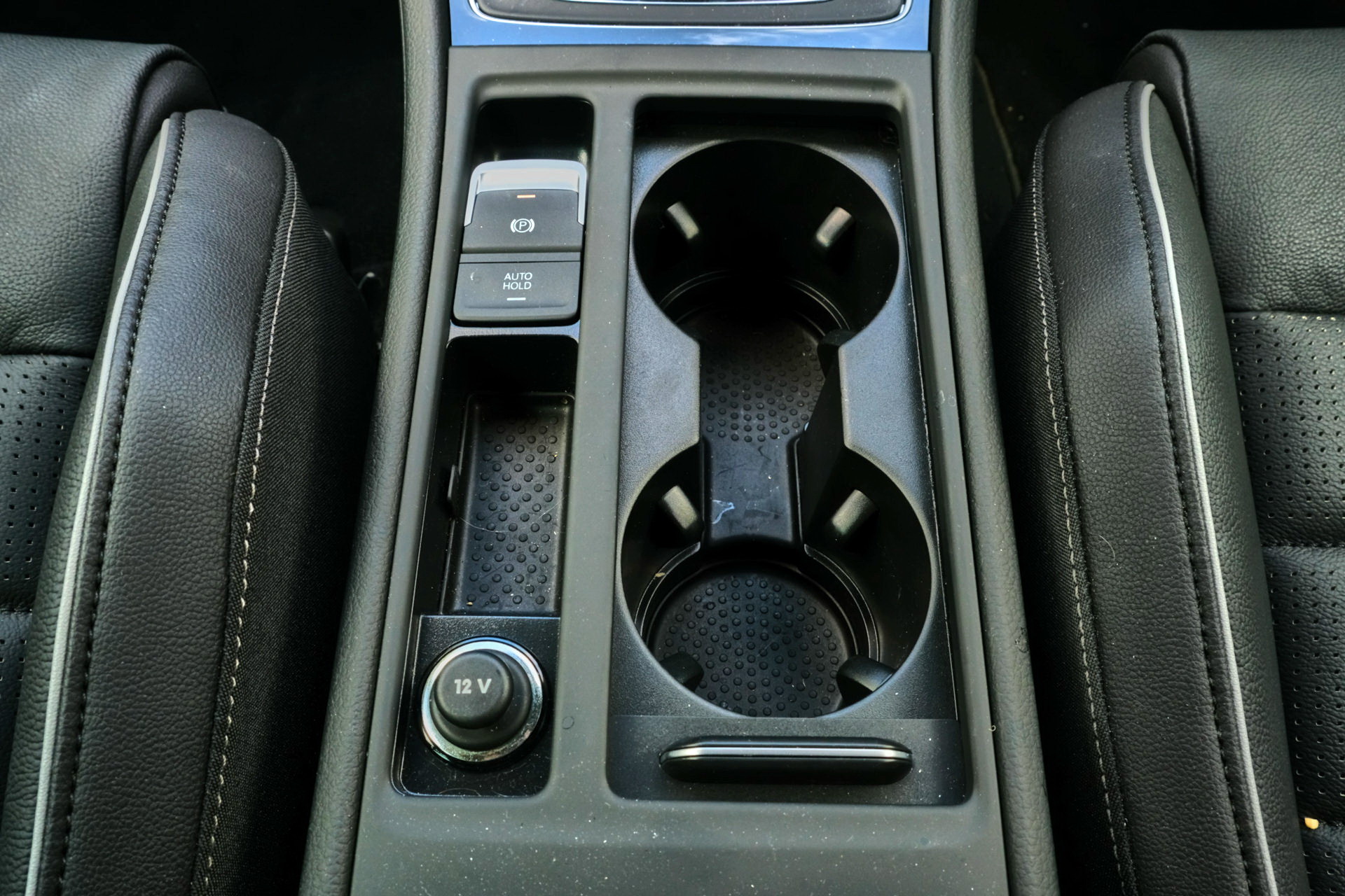 There’s A New VW Golf R Mk8 Coming, So We Drove The Old One For A Week