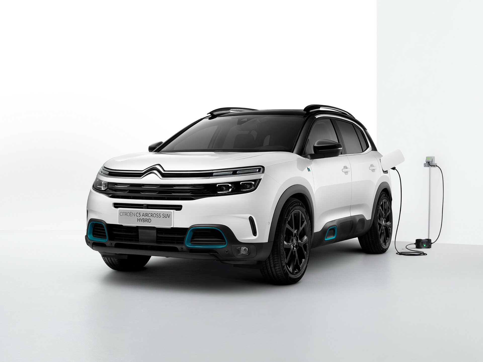 Citroen Puts A Price Tag On Plug-in Hybrid C5 Aircross For The UK