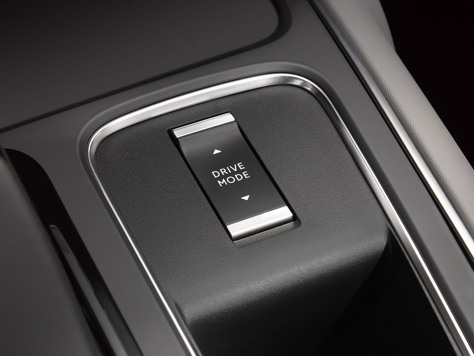 Citroen Puts A Price Tag On Plug-in Hybrid C5 Aircross For The UK