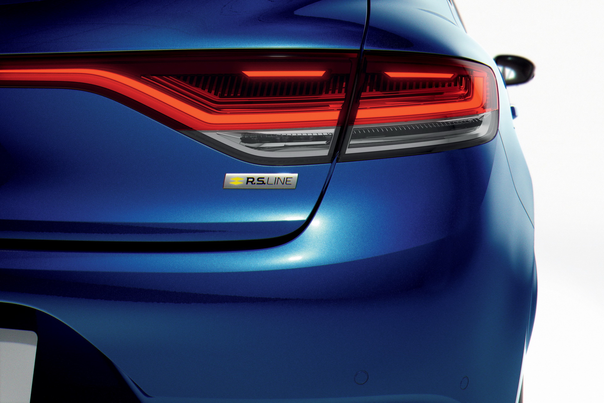 2020 Renault Megane Brings Subtle Visual Tweaks, ‘E-Tech’ Plug-In Hybrid Variant