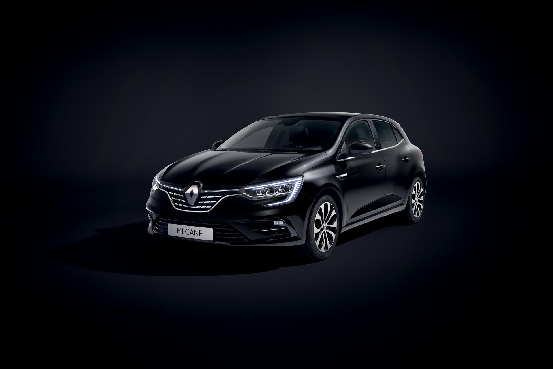 2020 Renault Megane Brings Subtle Visual Tweaks, ‘E-Tech’ Plug-In Hybrid Variant